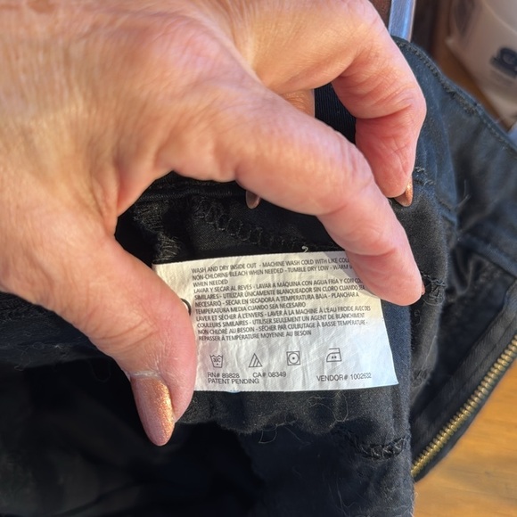 Great pair of Bandalino Black Jeans - Picture 11 of 12